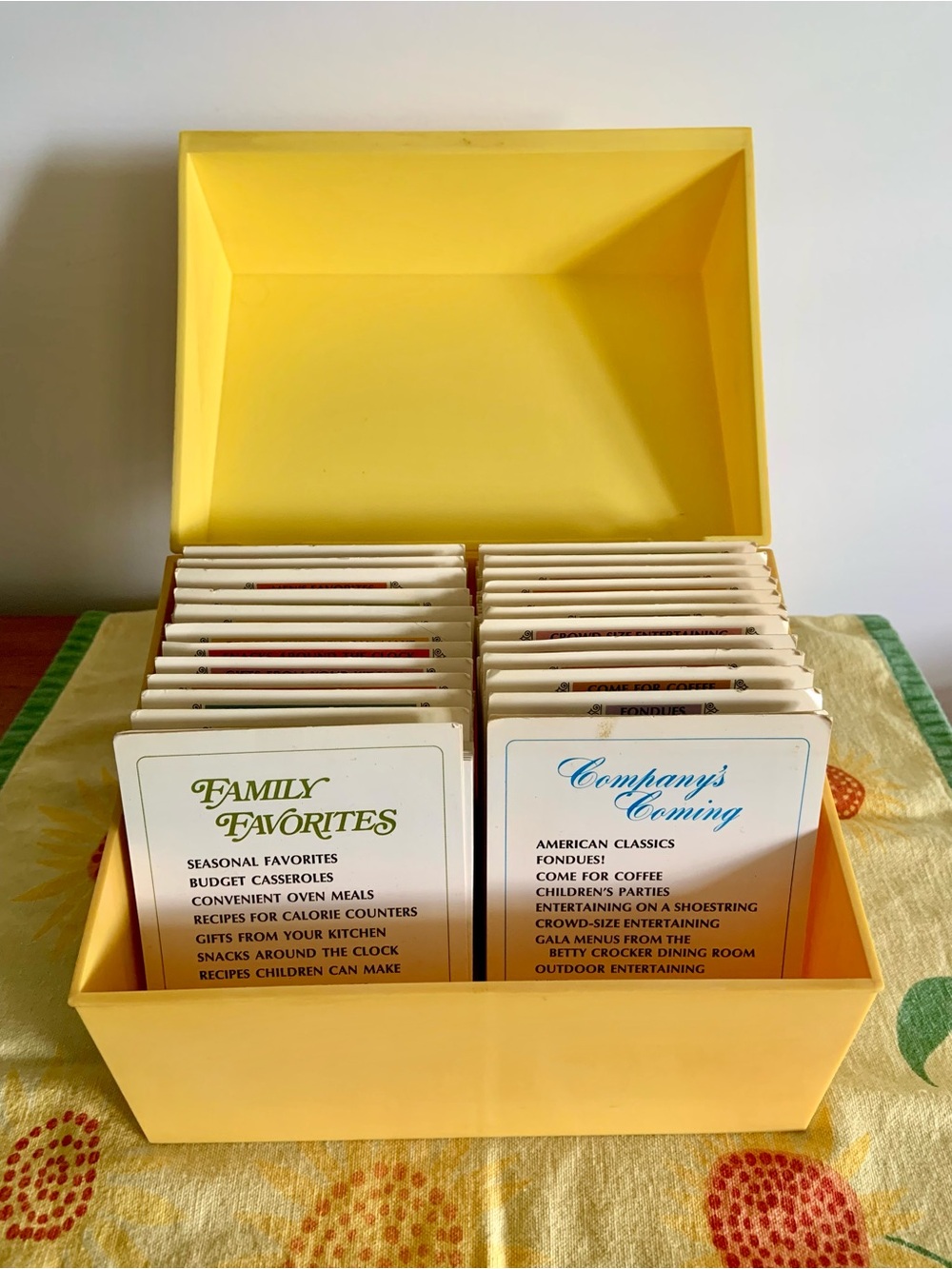 Vintage 70s Betty Crocker Recipe Card Library